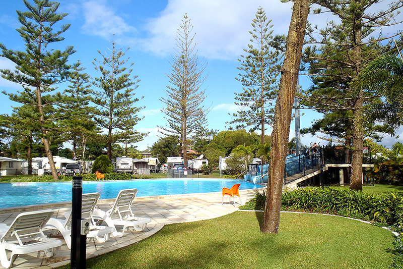 Tallebudgera-Creek-popular-resort-style-pool-11_gctp.jpg